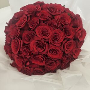 The Primrose – flowers 50 or 100 stems